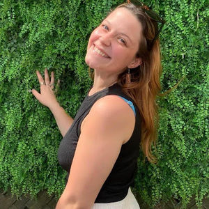 Meet your Posher, Cassandra